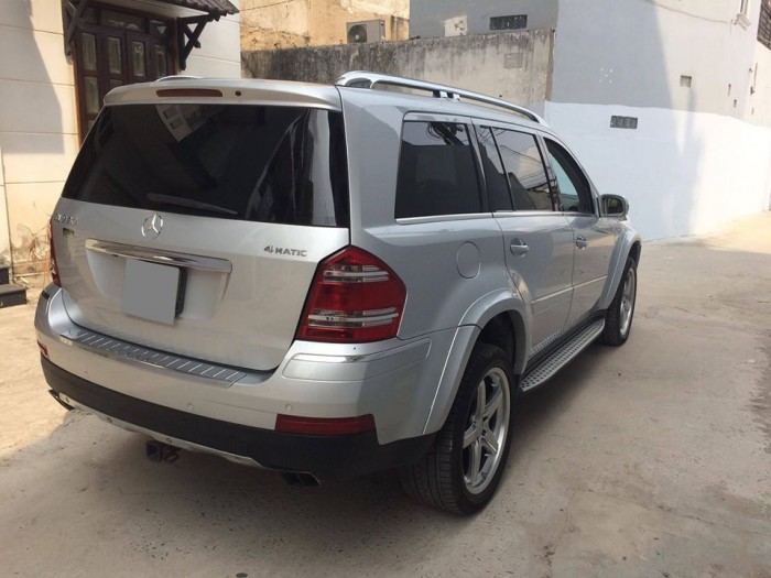 Bán Mercedes Gl550 2010 AMG bạc xe đẹp cực kỳ. Xe đi kỹ