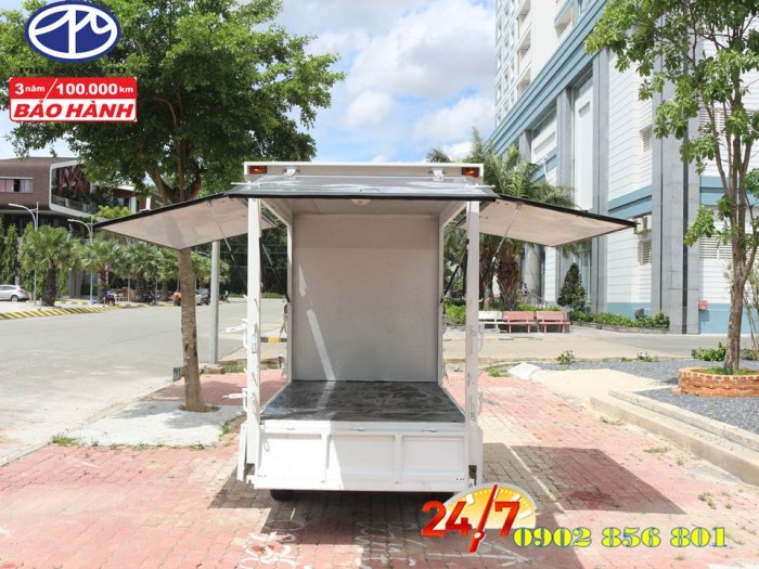 Xe tải 870 kg/ tiêu chuẩn khí thải Euro 4 tiết kiệm nhiên liệu.