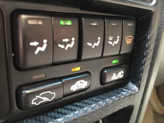 Bán em Honda Accord màu xanh sx 1993 xe còn rất đẹp