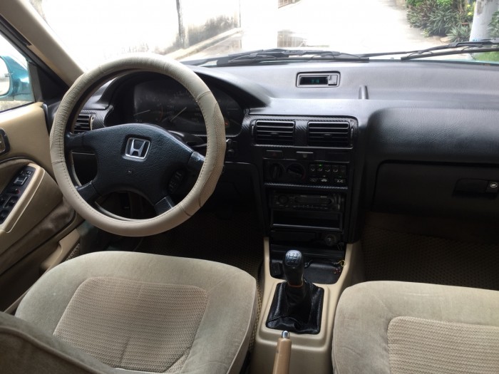 Bán em Honda Accord màu xanh sx 1993 xe còn rất đẹp