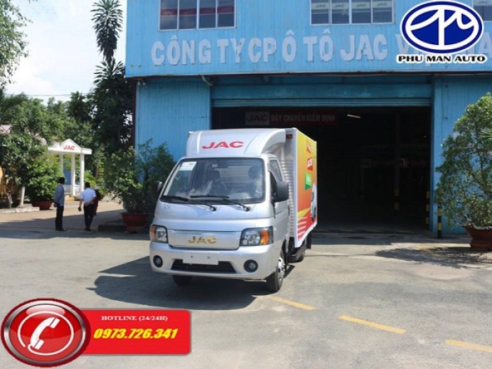 Xe tải JAC 1t25 động cơ dầu tại Bình Dương.