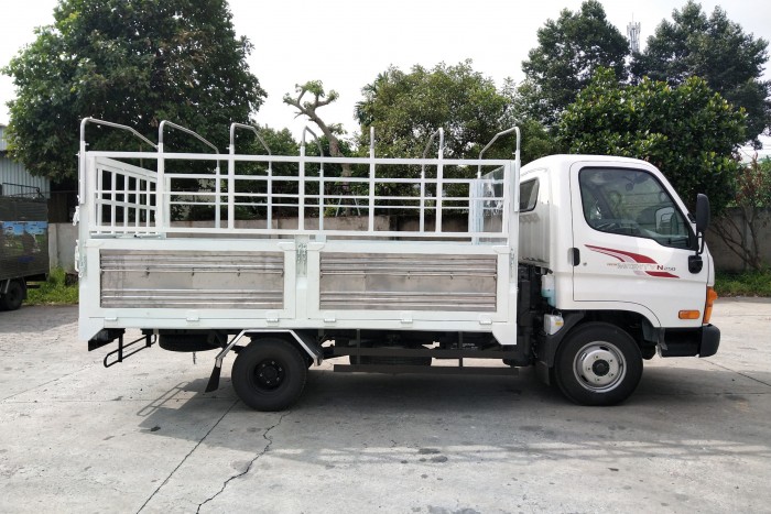 Xe tải Hyundai N250 2 tấn 4, giá sốc nóc giảm 20 triệu