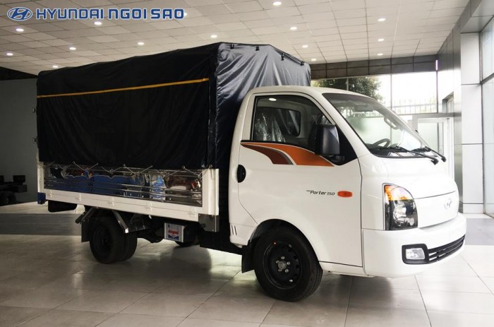 Xe tải Hyundai  H150 1 tấn 5, giá sốc nóc giảm 20 triệu