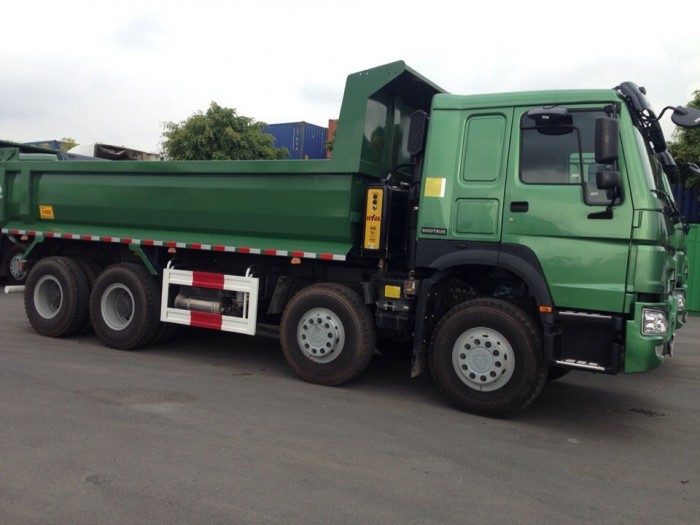 Xe Ben Howo 4 chân Thùng vuông, thùng đúc 2017