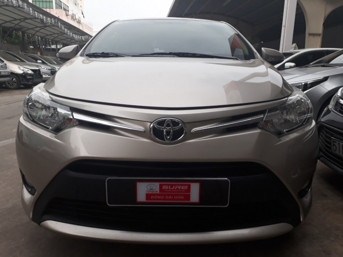 Bán lại xe Vios số sàn đời 2016 trả góp