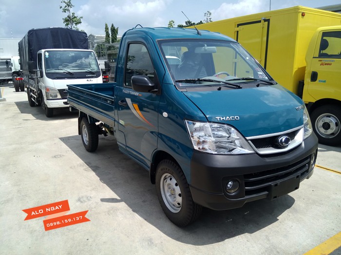 Xe tải nhỏ THACO TOWNER990 tải trọng 990kg, thùng lửng, màu xanh,máy SUZUKI, hỗ trợ trả góp