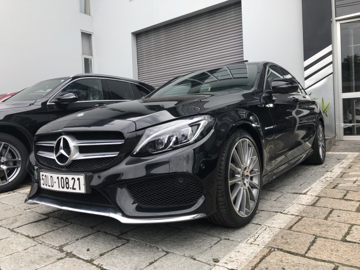 Mercedes-Benz C300 Siêu Lướt Siêu Mới. tiết kiệm hơn 200 triệu đồng Giá xe Mercedes C300 1ty890
