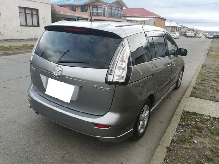 Thanh lí em Mazda 5 đăng kí 12/2009 số tự động, 7 chổ, màu bạc