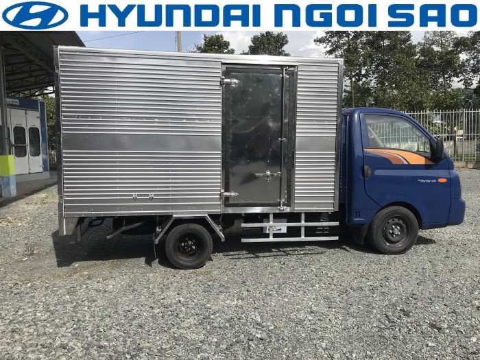 Hyundai 1 tấn 5 thùng kín, KM SỐC 25 triệu, Hổ trợ 80%