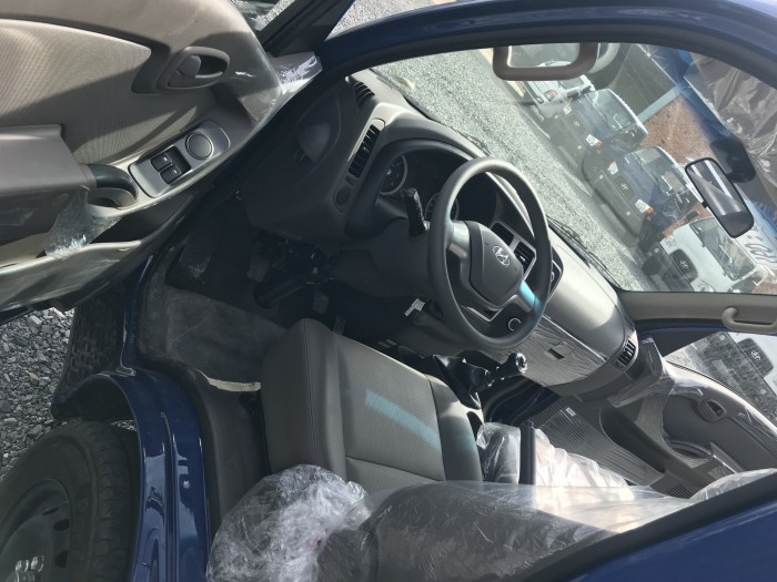 Hyundai 1 tấn 5 thùng kín, KM SỐC 25 triệu, Hổ trợ 80%