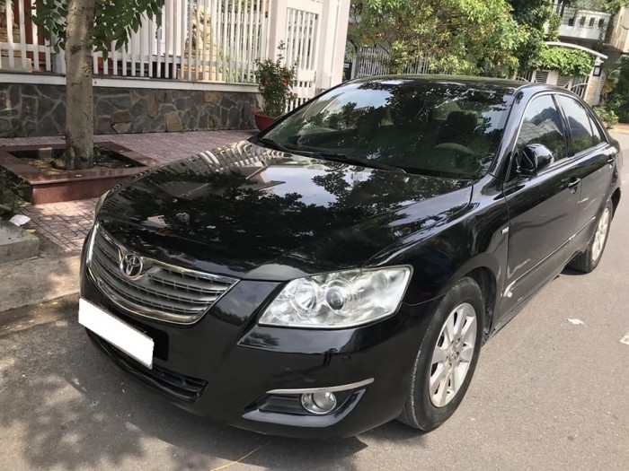 Cần bán xe Toyota Camry 2008, số tự động, màu đen víp