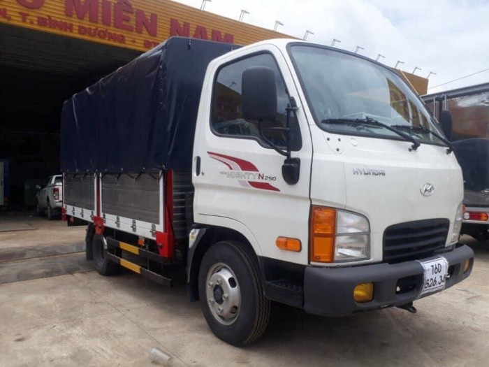 Xe tải HYUNDAI NEW MIGHTY N250-2.5 tấn EURO 4 2018