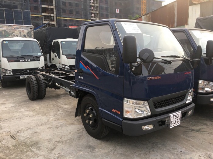 Xe tải IZ49 ĐÔ THÀNH 2.4 tấn động cơ Isuzu Euro 4 2018