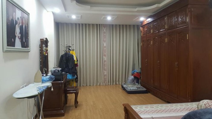 Mặt phố Vũ Tông Phan 9 tầng thang máy, mặt tiền 4m, 60m2