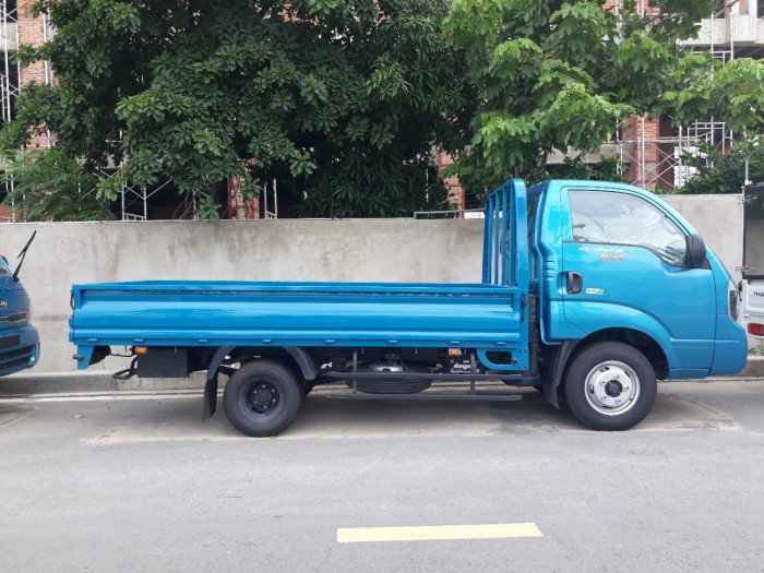 Bán xe tải KIA k250 thùng lửng tải trọng 2490kg, đời 2018