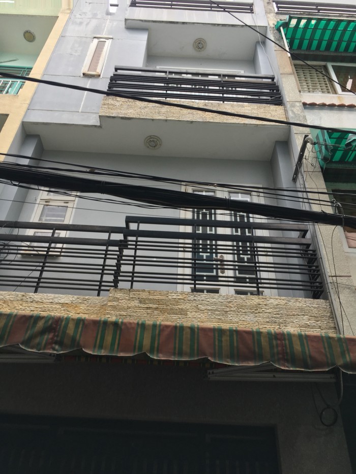 Cho thuê nhà 2 lầu 4PN HXH đường Tân Hương quận Tân Phú