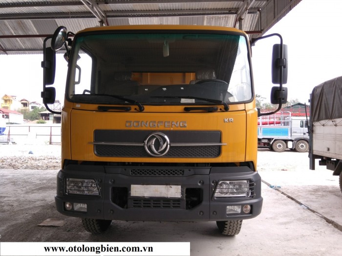 CTycổ phần  XNK Ô tô Long Biên là đơn vị phân phối xe Dongfeng Hoàng Huy