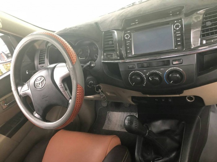 Bán Toyata Fortuner sx 2015 ghi bạc máy dầu