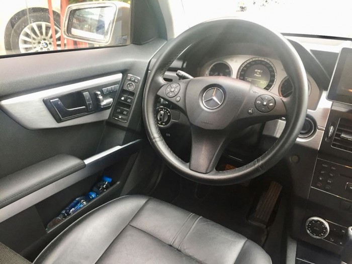 Mercedes GLK300 4Matic đời 2009 đăng ký cuối 2010 màu đồng