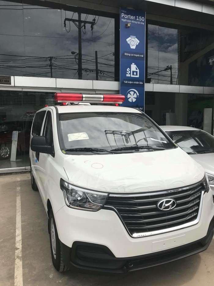 Xe Hyundai H1 Cứu Thương