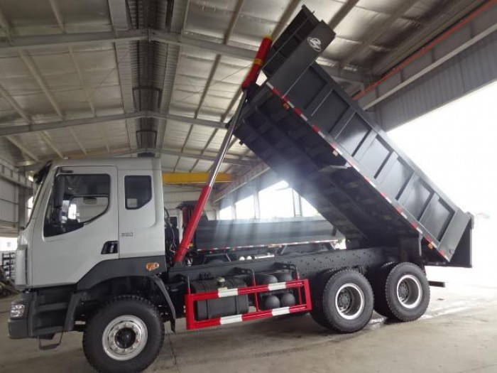 Xe Ben Cheng Long 3 chân máy 260hp Đời 2018