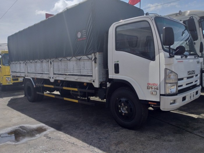 Công ty chuyên bán xe tải Isuzu 8t2 mới 100%, giá tốt nhất, trả góp 90%