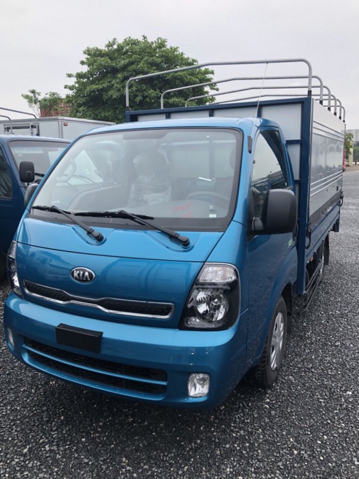 Cần bán Xe Tải Kia K200 Thùng Mui Bạt đời 2018 tải trọng 1 tấn 9