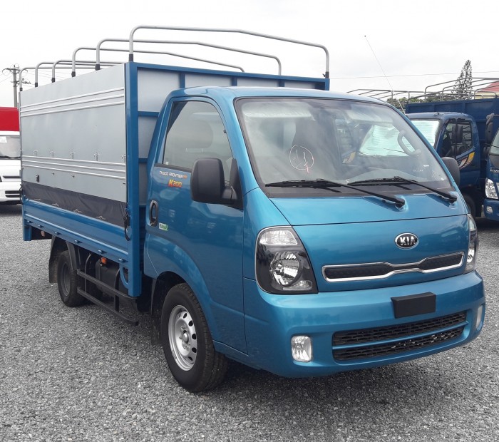 Cần bán Xe Tải Kia K200 Thùng Mui Bạt đời 2018 tải trọng 1 tấn 9
