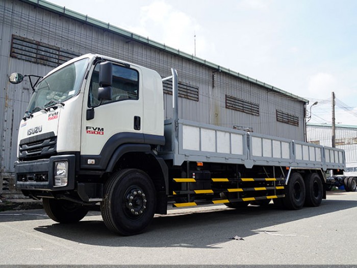 Xe tải isuzu 15 tấn thùng lửng - Trả trước 200 triệu giao luôn xe