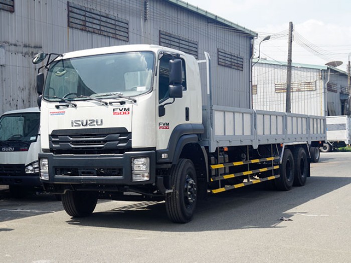 Xe tải isuzu 15 tấn thùng lửng - Trả trước 200 triệu giao luôn xe