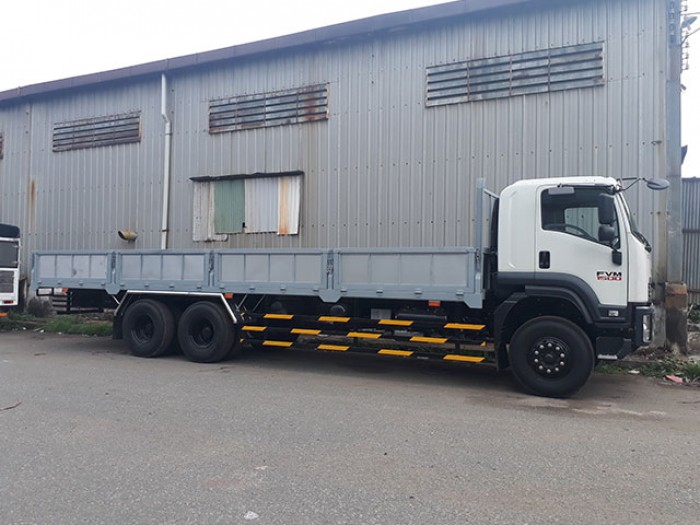 Xe tải isuzu 15 tấn thùng lửng - Trả trước 200 triệu giao luôn xe