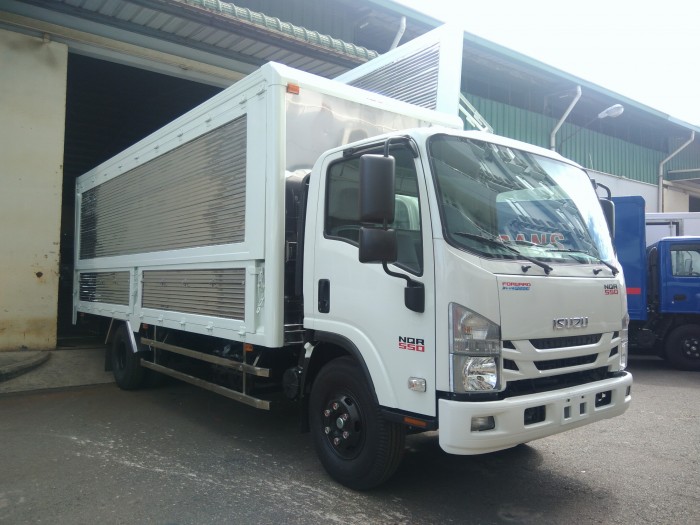 Xe tải isuzu 5t5 thùng cánh dơi - Trả trước 100 triệu giao luôn xe
