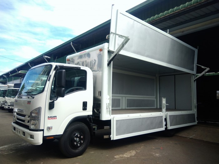 Xe tải isuzu 5t5 thùng cánh dơi - Trả trước 100 triệu giao luôn xe