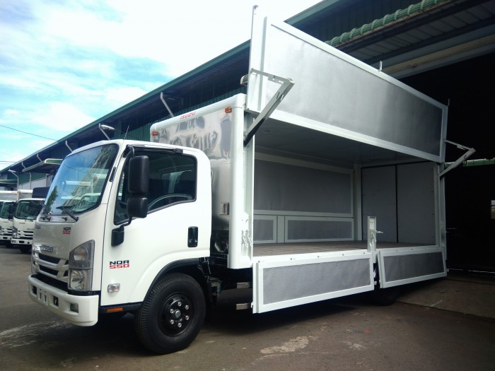 Xe tải isuzu 5t5 thùng cánh dơi - Trả trước 100 triệu giao luôn xe