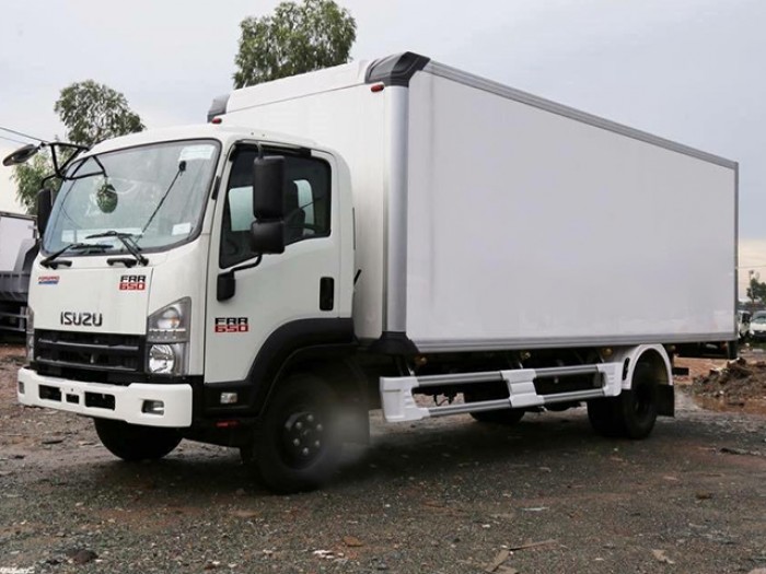 Xe tải isuzu 6t2 thùng đông lạnh - Trả trước 200 triệu giao luôn xe