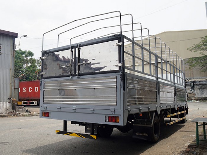 Xe tải isuzu 6t2 thùng mui bạt - Trả trước 100 triệu giao luôn xe