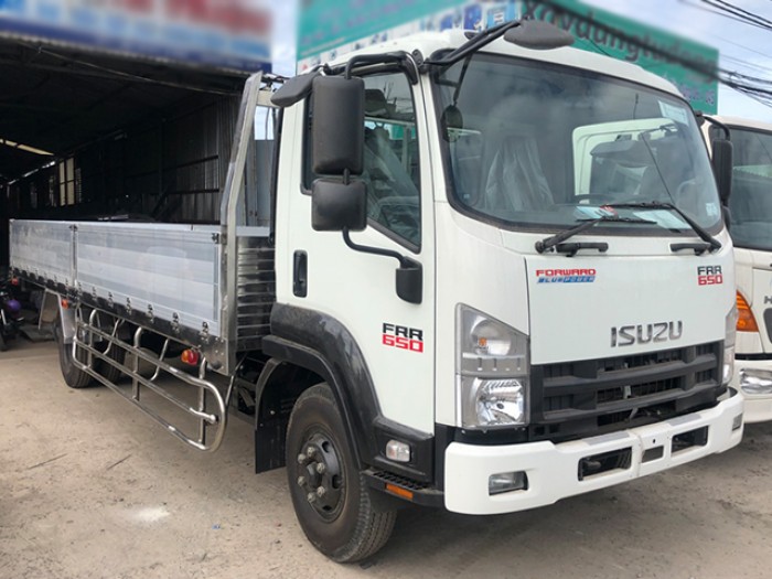 Xe tải isuzu 6t2 thùng lửng - Trả trước 100 triệu giao luôn xe