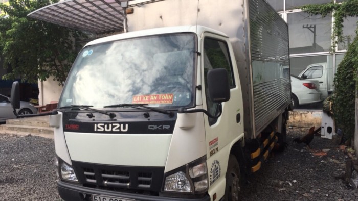 Bán xe tải Isuzu 2015 tải 1t9 thùng kín