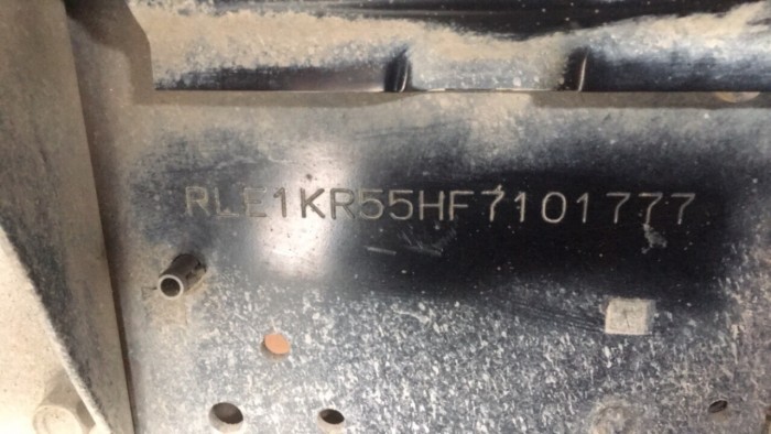 Bán xe tải Isuzu 2015 tải 1t9 thùng kín