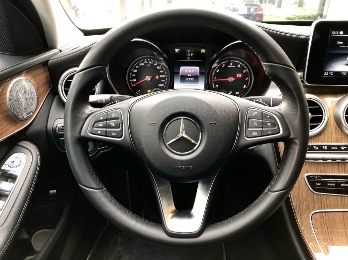 Bán Mercedes C250 2018 đã qua sử dụng chính hãng