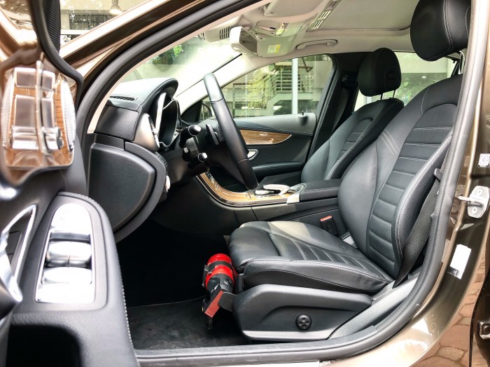 Bán Mercedes C250 2018 đã qua sử dụng chính hãng