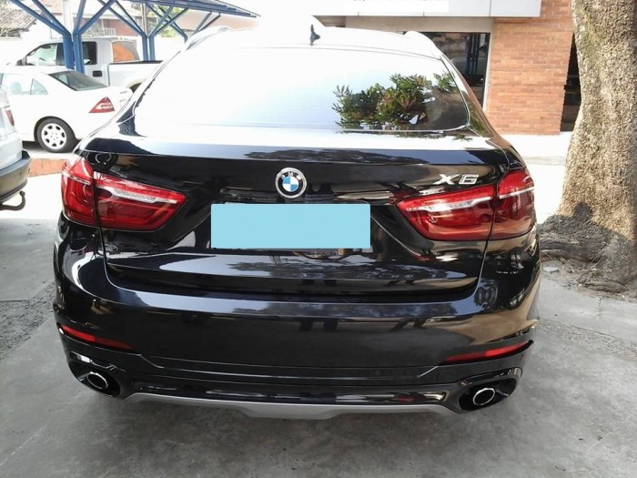 Bán xe BMW X6 đời 2015 máy dầu màu đen nhập Đức