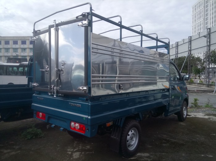 Bán xe TOWNER 990, động cơ SUZUKI, có sẵn máy lạnh, đủ các loại thùng, giá cả hợp lý ở Bình Dương.