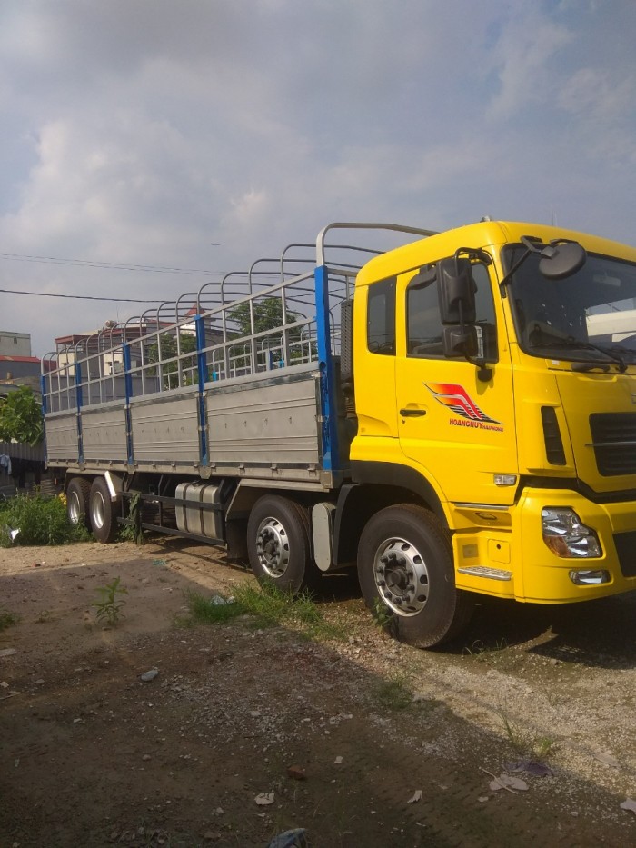 Bán tải thùng 4 chân dongfeng Hoàng Huy màu vàng và màu trắng