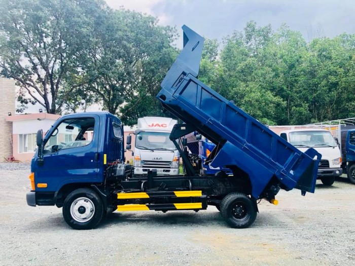 HYUNDAI N250 THÙNG BEN ( 2 KHỐI 4 )