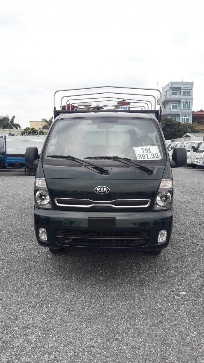 Cần bán Xe Tải Kia K250 Thùng Mui Bạt tải trọng 2 tấn 4 đời 2018