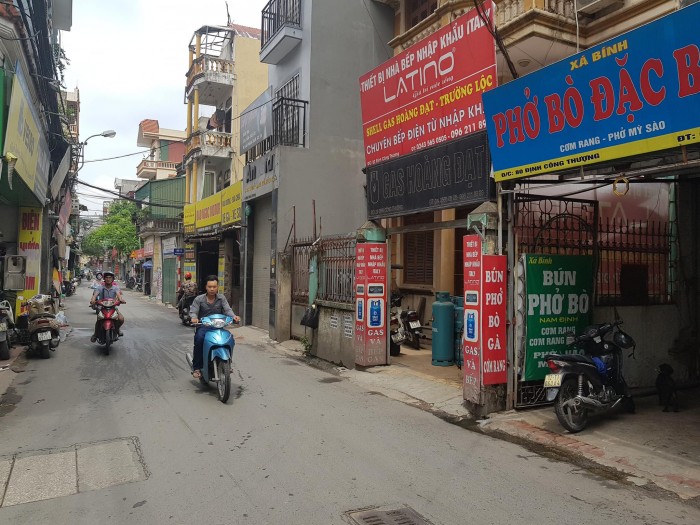Bán nhà mặt phố Định Công Thượng, Hoàng Mai, giá bèo, kinh doanh sầm uất, 77m