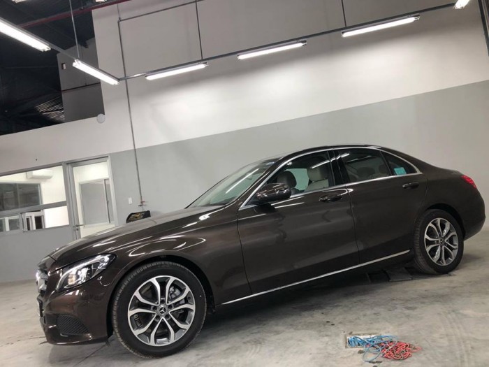 Bán C200 chính hãng , chỉ mới 300km