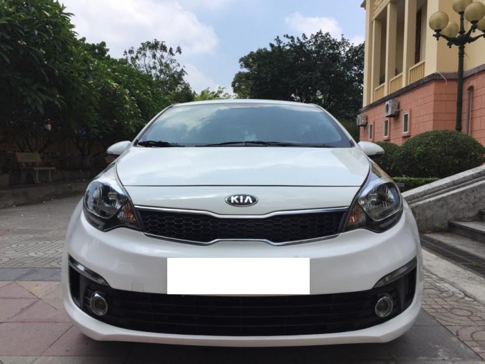Cần bán xe Kia Rio 1.4AT 2016 màu trắng nhập khẩu HQ