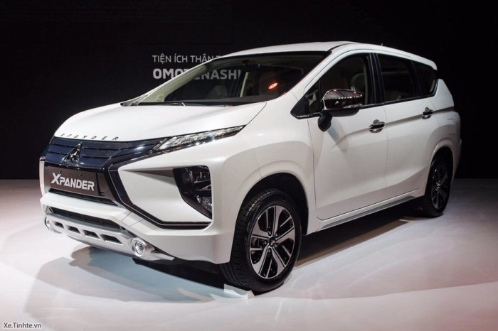 Mitsubishi Xpander 2018 tháng 2 giao xe